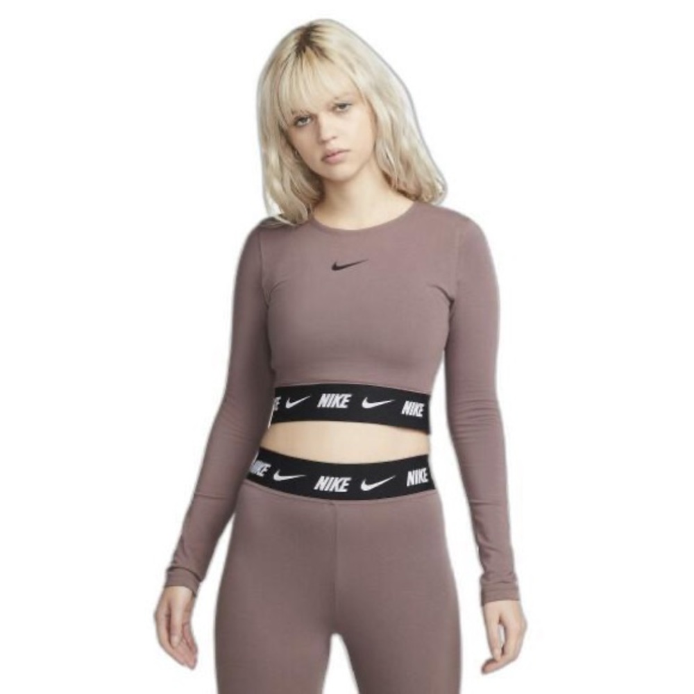 NWT NIKE SPORTSWEAR WOMEN’S LONG-SLEEVE CROP TOP PLUM ECLIPSE / BLACK